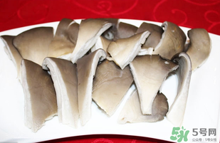 坐月子能吃平菇嗎？坐月子能不能吃平菇？