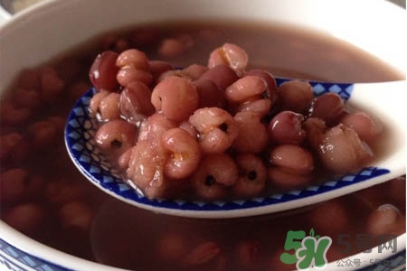 冬天可以喝紅豆薏米粥嗎？冬天喝紅豆薏米粥好嗎？