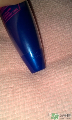 美寶蓮飛箭睫毛膏多少錢？美寶蓮藍(lán)胖子睫毛膏多少錢？