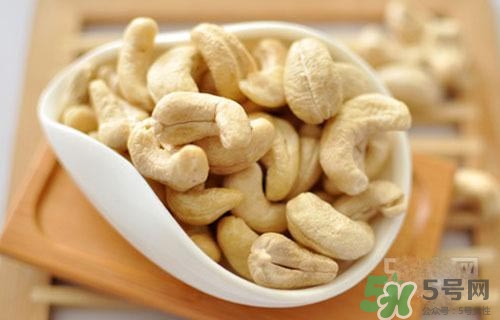 腰果是生吃好還是熟吃好？腰果生吃熟吃哪個(gè)更好吃更營(yíng)養(yǎng)？