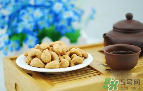 腰果是生吃好還是熟吃好？腰果生吃熟吃哪個(gè)更好吃更營(yíng)養(yǎng)？