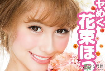 canmake花瓣腮紅珠光還是啞光好？canmake腮紅珠光好看還是啞光？