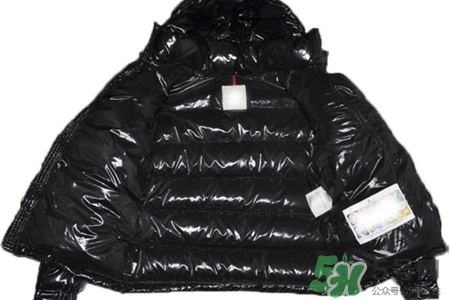 羽絨服被壓皺了怎么辦？羽絨服被壓皺了怎么恢復(fù)？