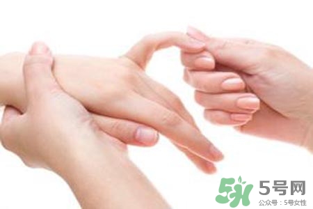 冬天洗衣服手冷怎么辦？教你洗衣不傷手的6妙招