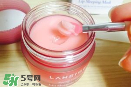 蘭芝唇膜怎么清洗？蘭芝唇膜需要用卸妝水清洗嗎？