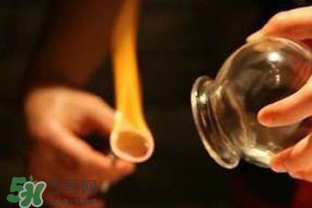 拔罐后皮膚發(fā)癢是怎么回事？拔罐后為什么皮膚會癢？