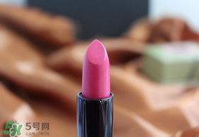 km唇膏孕婦可以用嗎？km唇膏好不好？