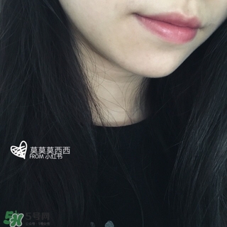 紀梵希小牛皮和小羊皮區(qū)別 紀梵希小牛皮和小羊皮哪個好？
