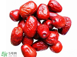 灰棗和紅棗哪種營(yíng)養(yǎng)高？灰棗和紅棗哪個(gè)補(bǔ)血呢？