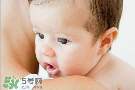 寶寶發(fā)燒怎么按摩？寶寶發(fā)燒按摩穴位有效退燒