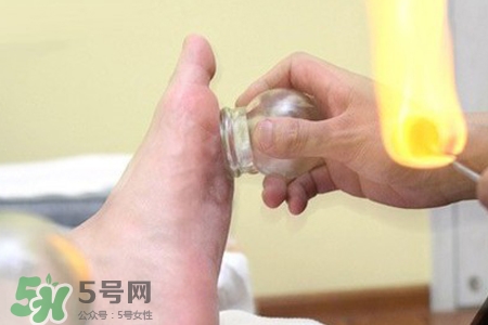 冬天拔火罐能減肥嗎？拔火罐什么季節(jié)減肥效果最好？