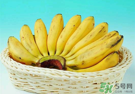 香蕉長(zhǎng)斑點(diǎn)還能吃嗎？香蕉皮長(zhǎng)黑斑還能吃嗎？