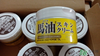 北海道馬油能擦臉嗎？loshi馬油可以涂臉嗎