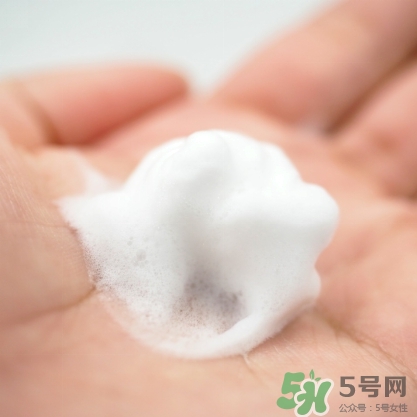 洗顏專科洗面奶怎么樣？洗顏專科洗面奶可以卸妝嗎？