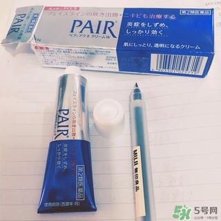 獅王祛痘膏和白兔祛痘膏哪個好？獅王祛痘膏和樂敦cc哪個好？
