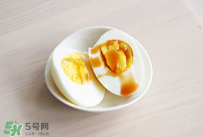 水煮蛋要煮多久？水煮蛋怎么煮不會(huì)破？