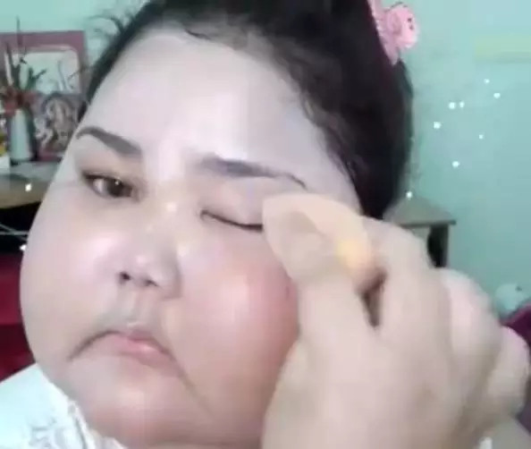 臉胖怎么化妝好看？臉大怎么化妝好看