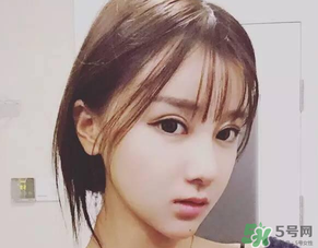 素顏霜什么時候涂？素顏霜怎么涂均勻？