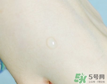 esthe dew伊詩(shī)露適合什么年齡？伊詩(shī)露適合什么膚質(zhì)？