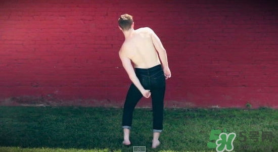 過年男生穿什么衣服？過年男生穿衣搭配