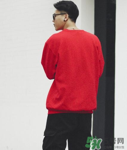 過年男生穿什么衣服？過年男生穿衣搭配