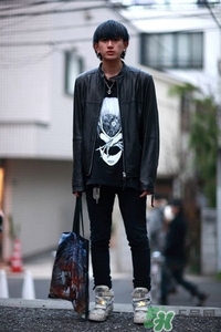 春節(jié)男生穿什么鞋子？過年男生穿什么鞋子？