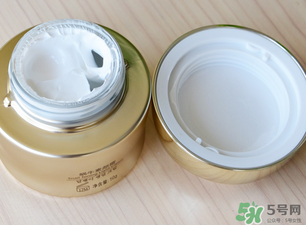 藍(lán)秀素顏霜怎么用？藍(lán)秀素顏霜使用方法