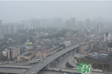 霧霾天怎么呼吸最健康？霧霾天怎么呼吸最護(hù)肺？