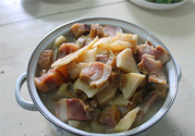 臘肉長(zhǎng)毛了還能吃嗎？臘肉長(zhǎng)白毛了還能吃嗎？