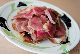 腌咸肉一斤肉放多少鹽？腌咸肉一斤肉放鹽比例