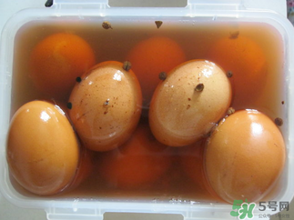 腌雞蛋臭了還能吃嗎？腌雞蛋臭了怎么辦？