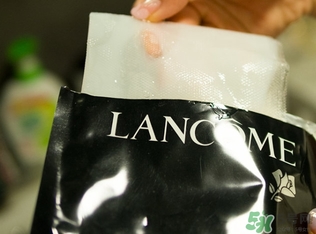 蘭蔻小黑瓶精華面膜怎么用？蘭蔻精華肌底面膜用法