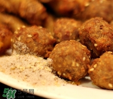 肉丸子發(fā)霉可以吃嗎？肉丸子長霉有霉點怎么辦？