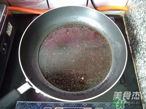 肉丸子可以用面粉嗎？肉丸子用什么粉？