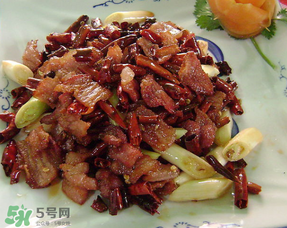 腌肉要洗嗎？腌肉怎么洗不咸？