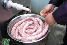 麻辣香腸怎么做好吃？川味麻辣香腸的做法大全