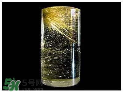 施華洛世奇是什么材質(zhì)？施華洛世奇是真水晶嗎？