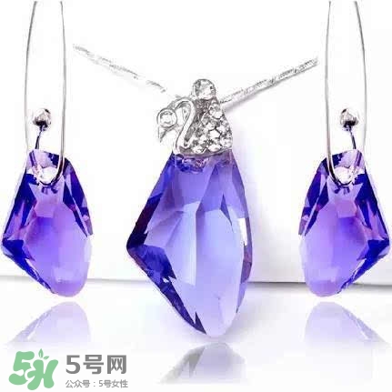 施華洛世奇是什么材質(zhì)？施華洛世奇是真水晶嗎？