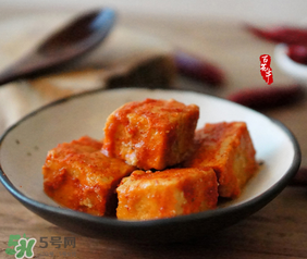 霉豆腐長紅霉還能吃嗎？霉豆腐為什么會長紅霉？