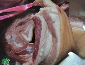 一斤豬肉放多少鹽？腌豬肉放多少鹽？