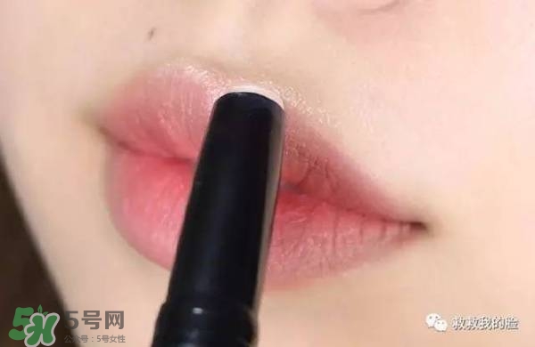 金高銀妝容怎么化？金高銀仿妝