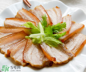 腌肉怎么做好吃？腌肉炒什么菜好吃？