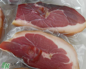 生粉腌肉怎么弄？生粉腌肉要加水嗎？