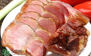 臘肉蒸什么菜好吃？蒸臘肉放什么材料好吃？