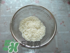 珍珠丸子蒸多長時間？珍珠丸子要蒸多久？