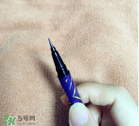 液體眉筆是什么？液體眉筆和眉筆哪個(gè)好用？