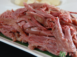 狗肉怎么腌制？腌制狗肉放什么調(diào)料？
