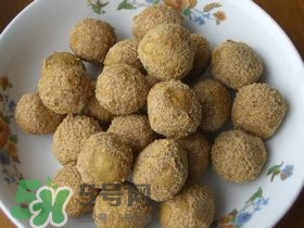 豆腐丸子散了怎么辦？豆腐丸子怎么做不散？