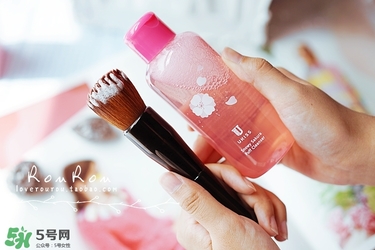 ukiss悠珂思粉撲清洗劑怎么用？悠珂思粉撲清洗劑使用方法