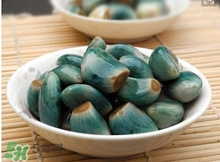臘八蒜要放鹽嗎？臘八蒜要放多少鹽比例是多少？